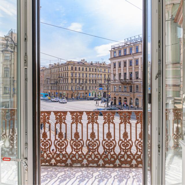 Apartments on Nevsky Prospekt 96
