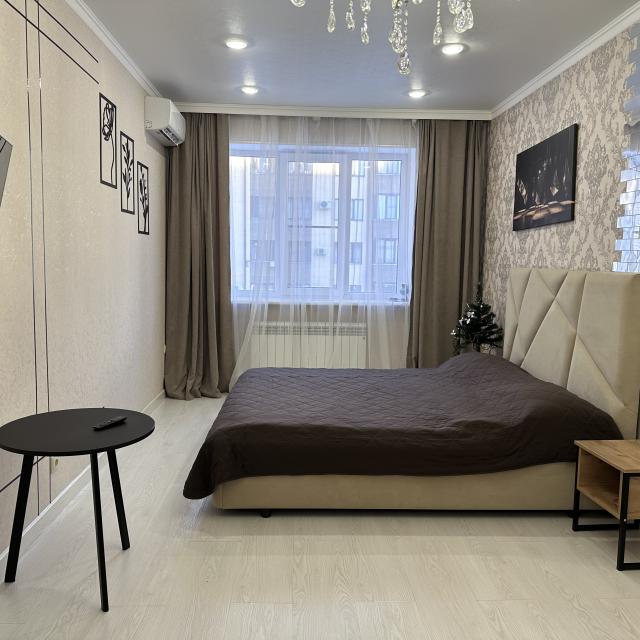 Апартаменты Like Home на проспекте Героев Отечества 4