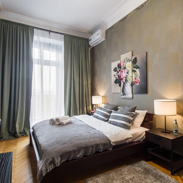 GMApartments (ДжиЭмАпартментс) на улице Серафимовича
