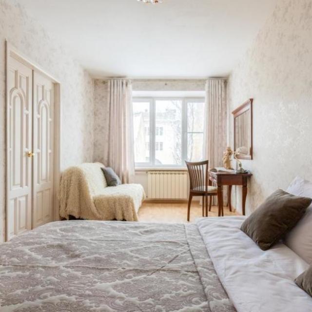 Welcome Home on Pushkinskaya 4