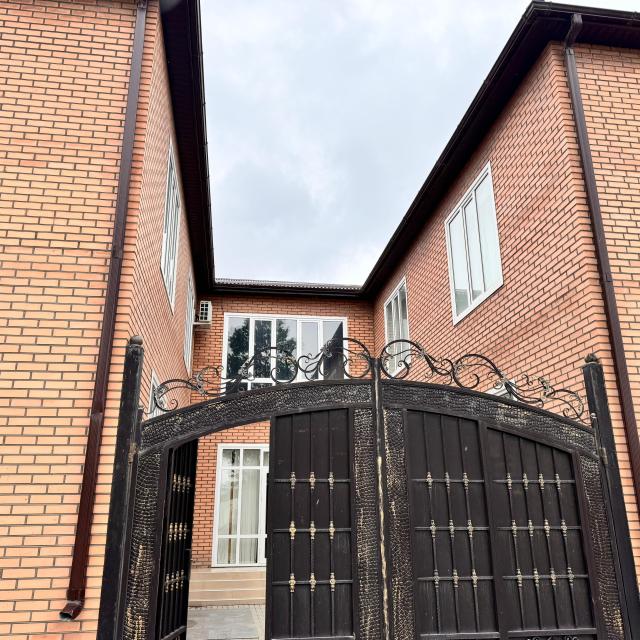Benoy Travel Guest House