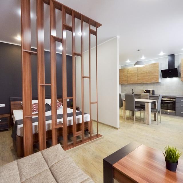 Apartment from the Home Hotel company at 53/3 Chkalova Street