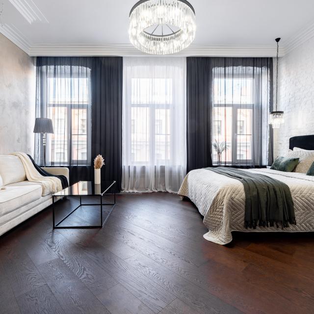 Luxury Studio Apartment with Canal View