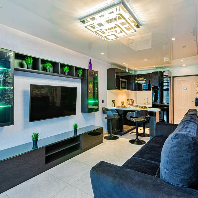 Studio apartment on Avtozavodskaya street 23k7