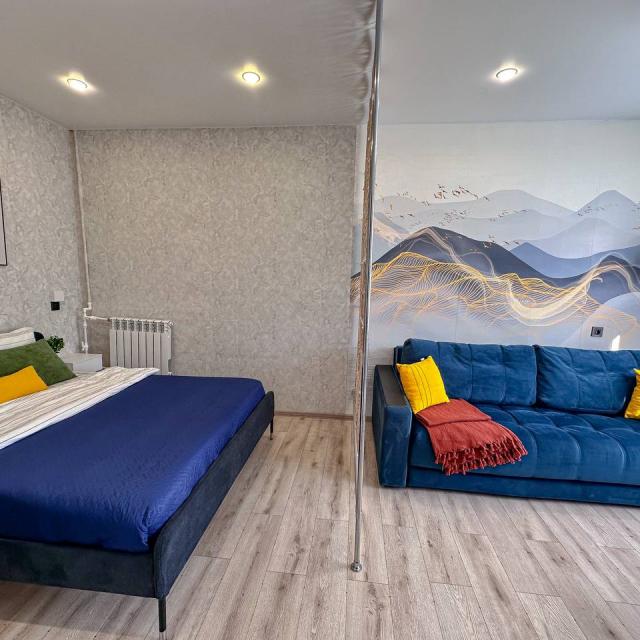 Like at Home — Cozy apartments with round-the-clock check-in at Stroiteley 7 