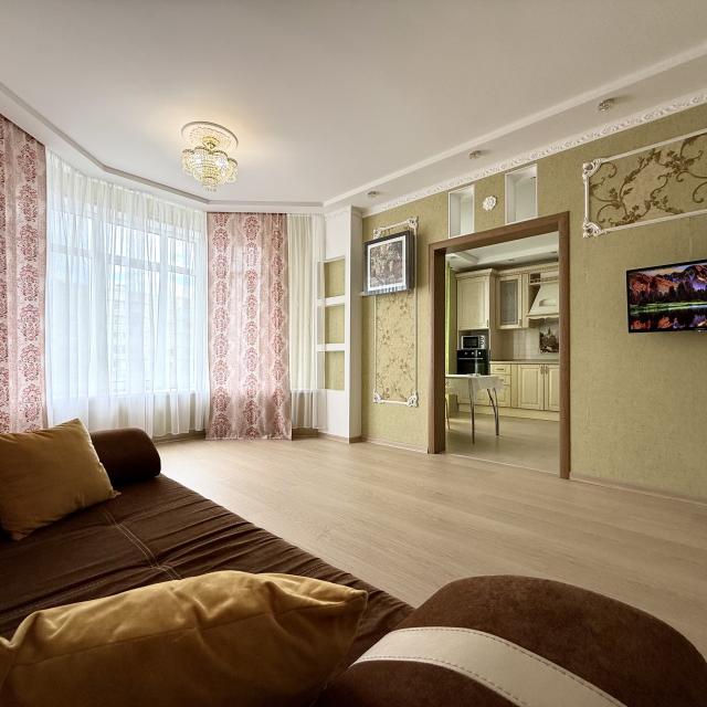 2-room apartment from the company Home Hotel on Chkalova 51/1