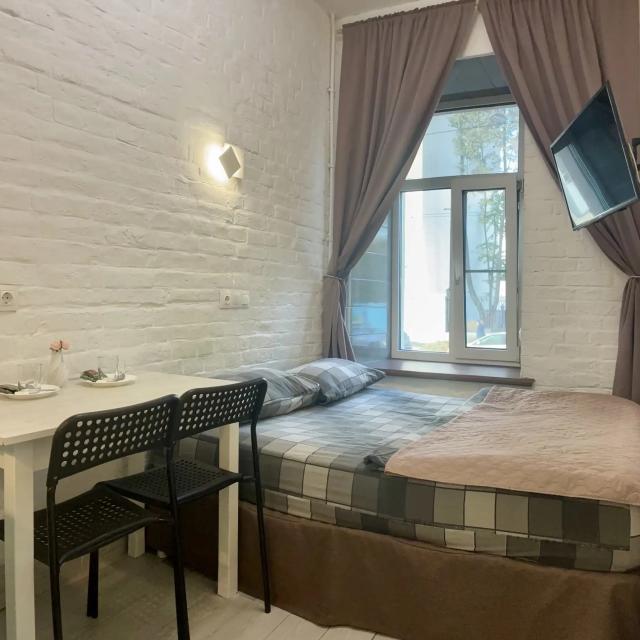 Апартаменты на Комиссара Смирнова, 14/2