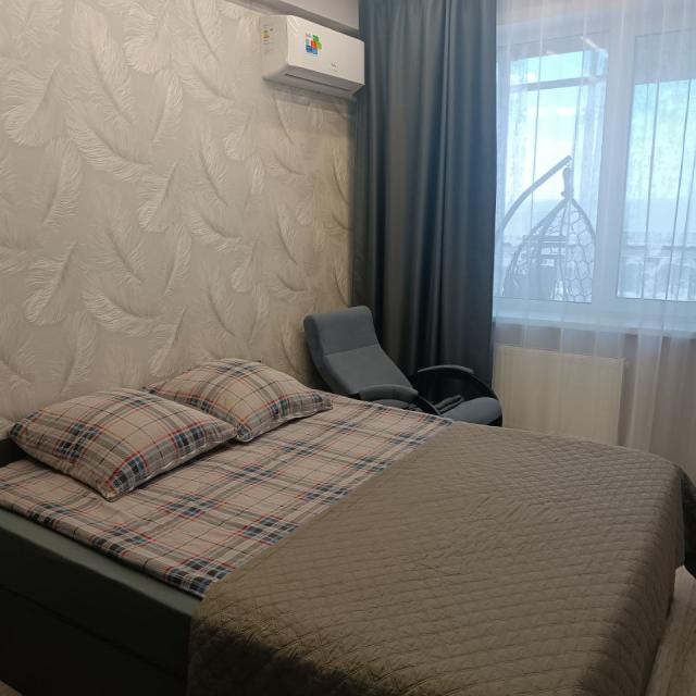 Cozy apartment on Akademika Koroleva street 20