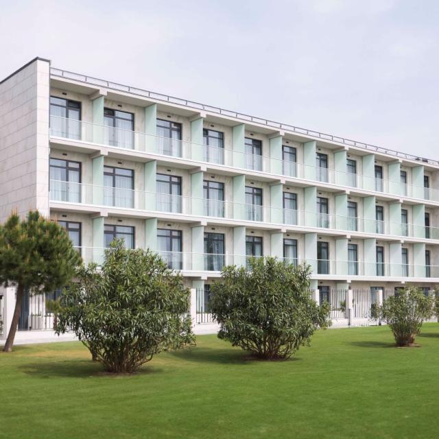 Космос Адлер (Cosmos Adler Hotel)