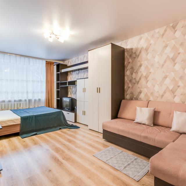 Apartment "Day Kaluga" near the shopping center Family Ryleeva 3
