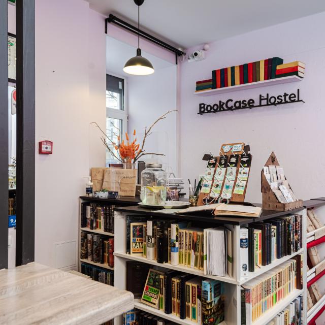 BookCase Hostel (БукКейс Хостел)