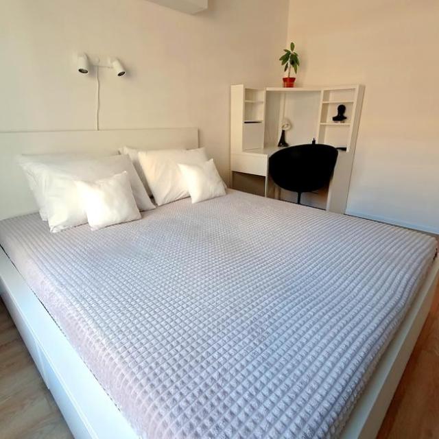VV Apart on 78/3 Lyublinskaya Street