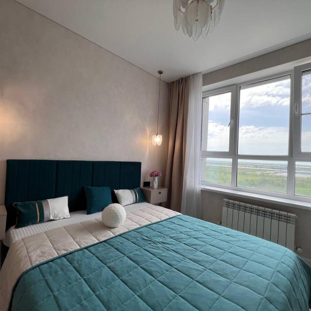 Apartment on Levoberezhnaya street 6/6 C1 18th floor 