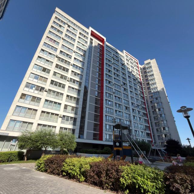 Apartments on Nemirovich-Danchenko street 144/3