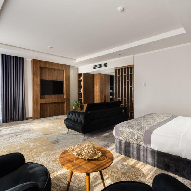 Shamsan Airport Hotel (Шамсан Аэропорт)