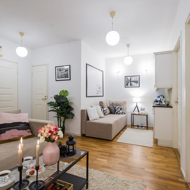 GMApartments (ДжиЭмАпартментс) на переулке Камергерский