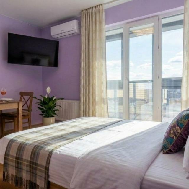 Studio in the Aristocrat residential complex at 85 Lomonosov Avenue