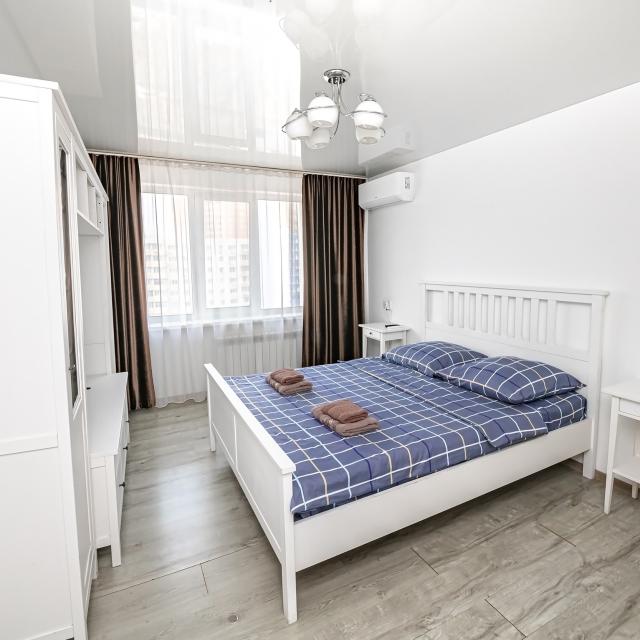 Sunrise flat on 96 Nekrasovskaya Street