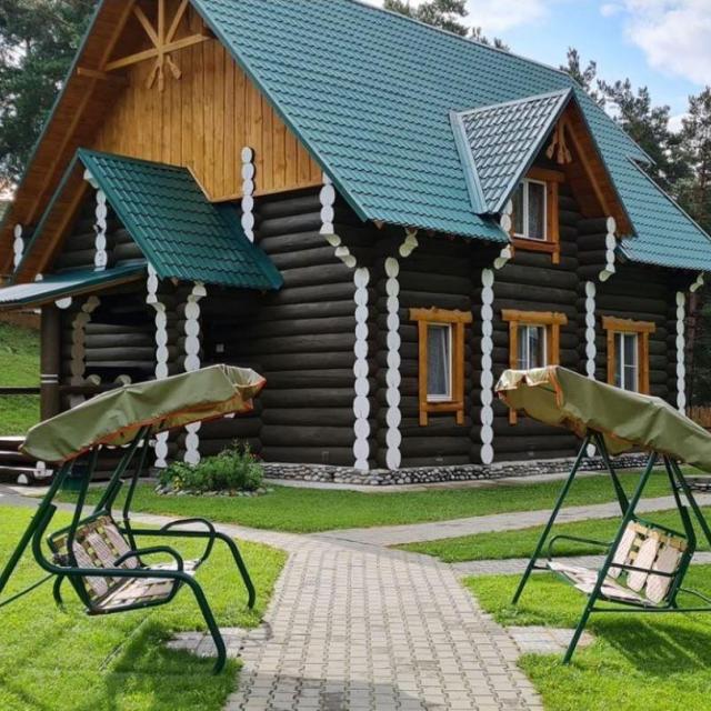 Усадьба Славная