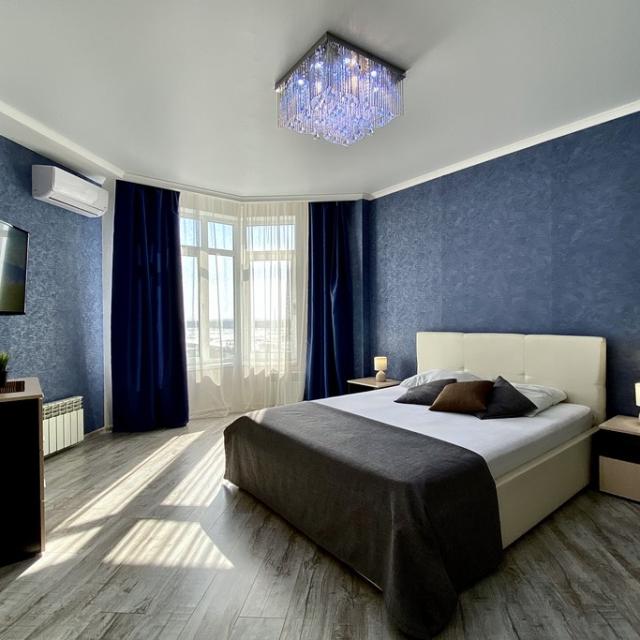 Studio from the company Home Hotel at 51/1 Chkalova Street