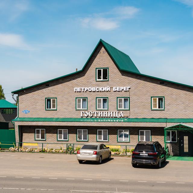 Петровский берег