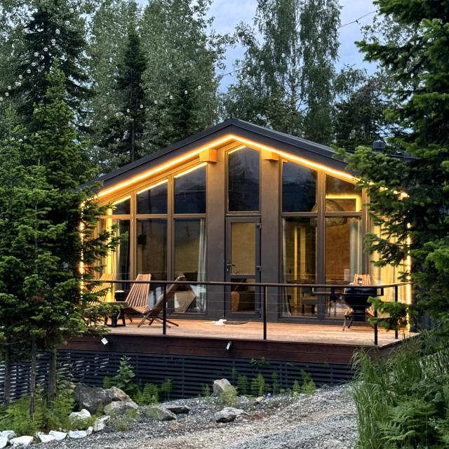 Luxe House (Люкс Хаус)