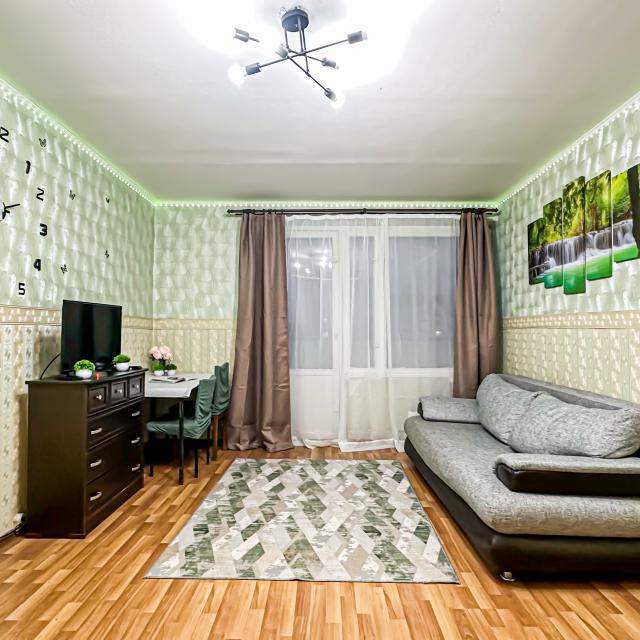 Nestory Apartments on Molodtsova 1B