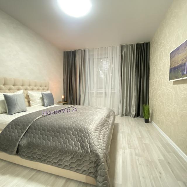 Housevip Apartments on Rogozhnikova Street 19/3