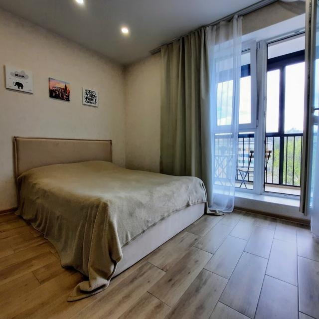 Apartment on Freedom Square 4
