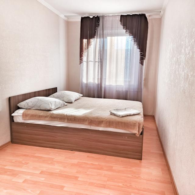 Поделам в Братск на улице Мира 50