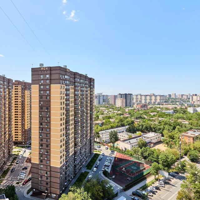 Apartments on Larina 45x1