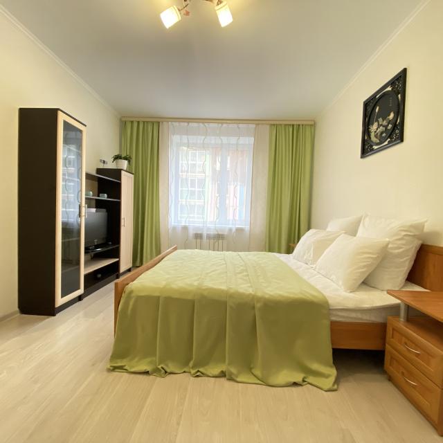 Right Room на улице Василия Стригунова 9