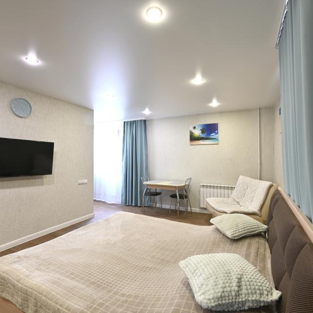 Suite on Mira Street 6G