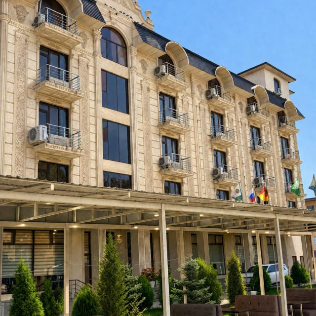 Humo Plaza Hotel (Хумо Плаза)
