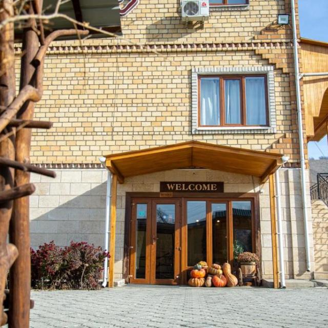 Ethno Hotel Osh (Этно Ош)