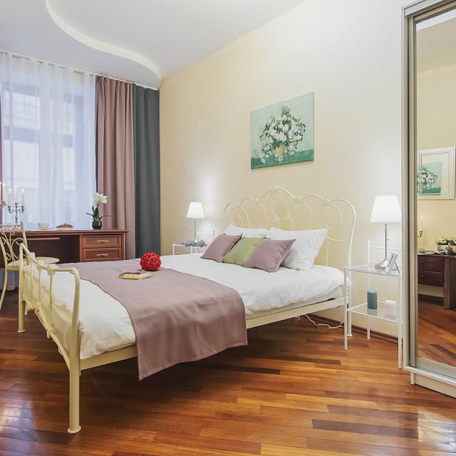 GMApartments (ДжиЭмАпартментс) на переулке Филипповский