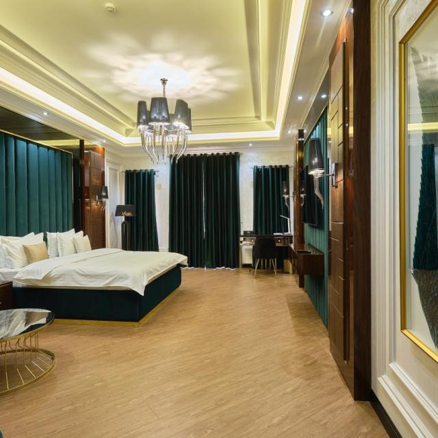 East Star Hotel (Еаст Стар)