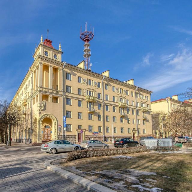 Апартаментто на проспекте Независимости 31