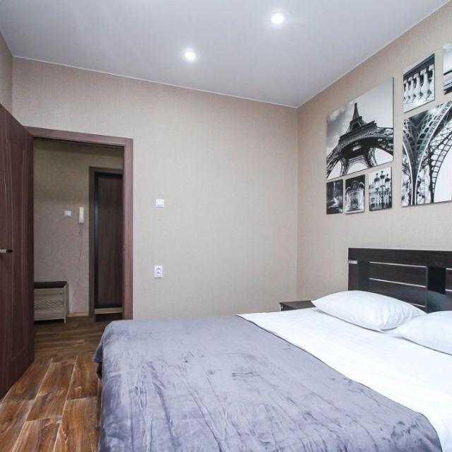 Harter Rooms на улице Энгельса 7
