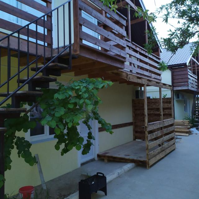 Gnezdo- Orlovka