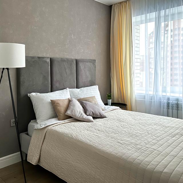 RoomyRoom (RumiRum) on 139 Savushkina Street