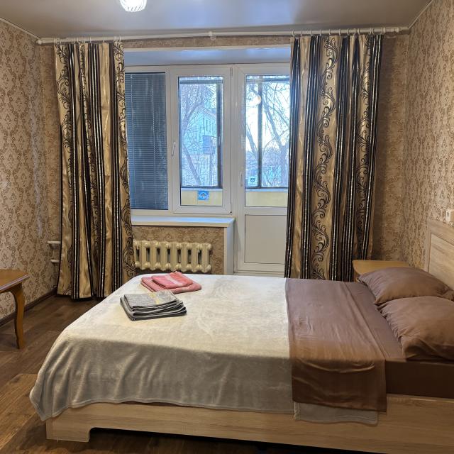 Apartments on Heroes of Tankograd Street