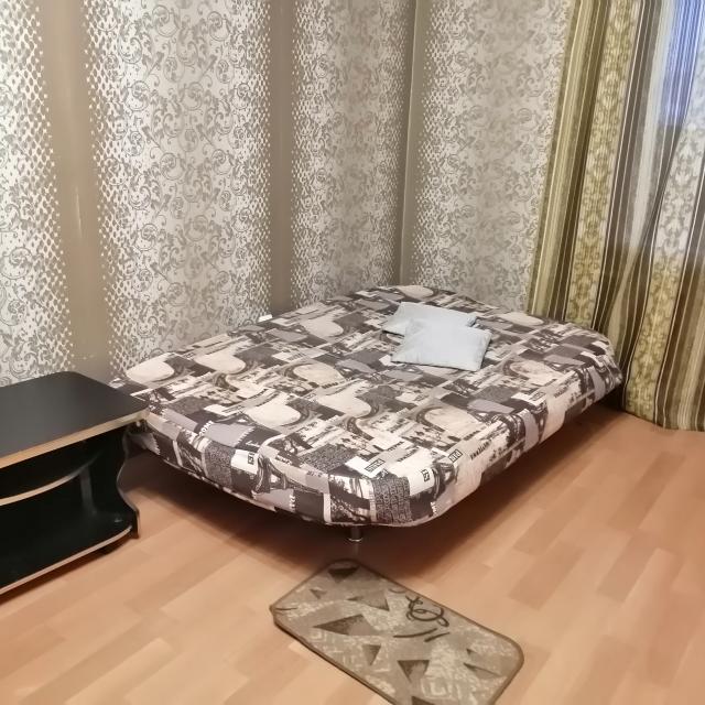 Как дома. Левый берег на Троллейная