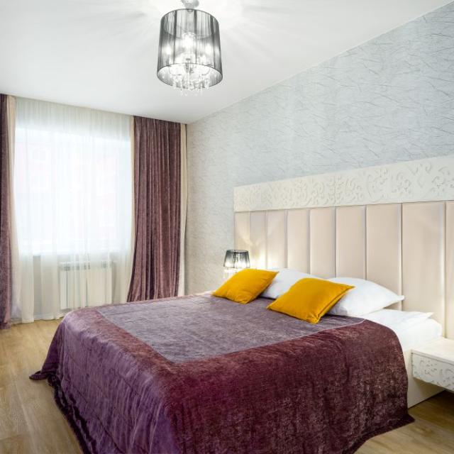 Good night (Гуд найт) на бульваре Николая Гумилёва