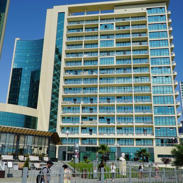 Apart-hotel RentaSfera on Ordzhonikidze