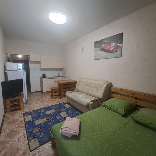 Apartments on 66 Ivan Chernykh Street