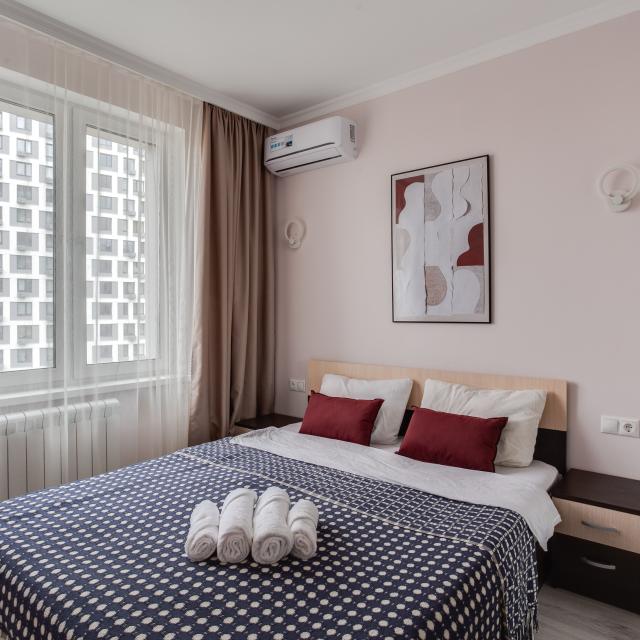Spacious studio apartment on Solnechnaya 2