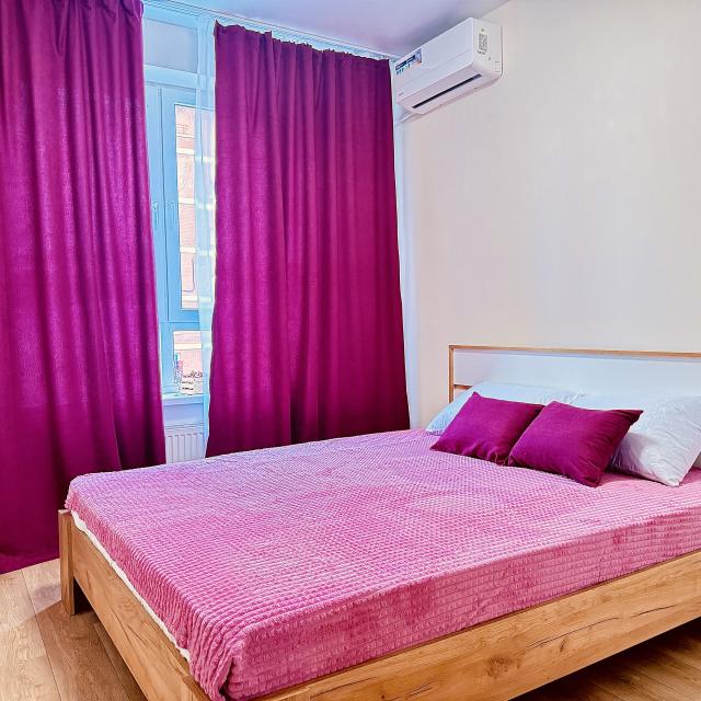 A cozy three-bedroom apartment with all amenities