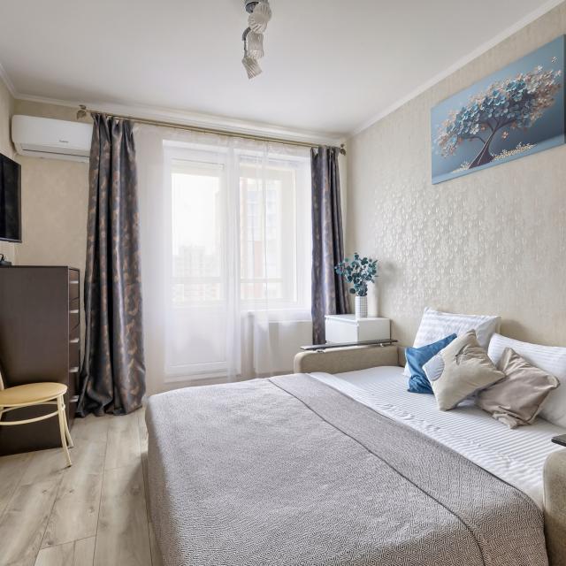 MyHome YourHome on Marshal Kazakov Street 72k1