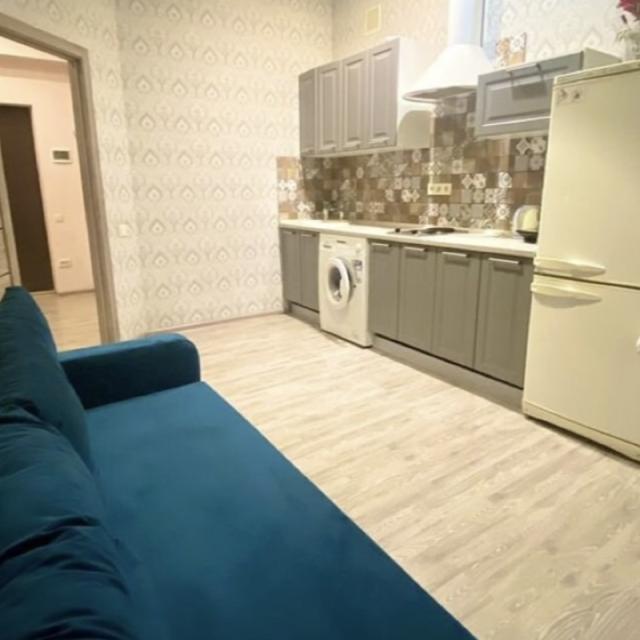 Apartments on 72V Platova Street